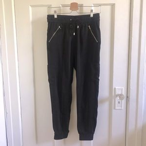 Dynamite black jogger